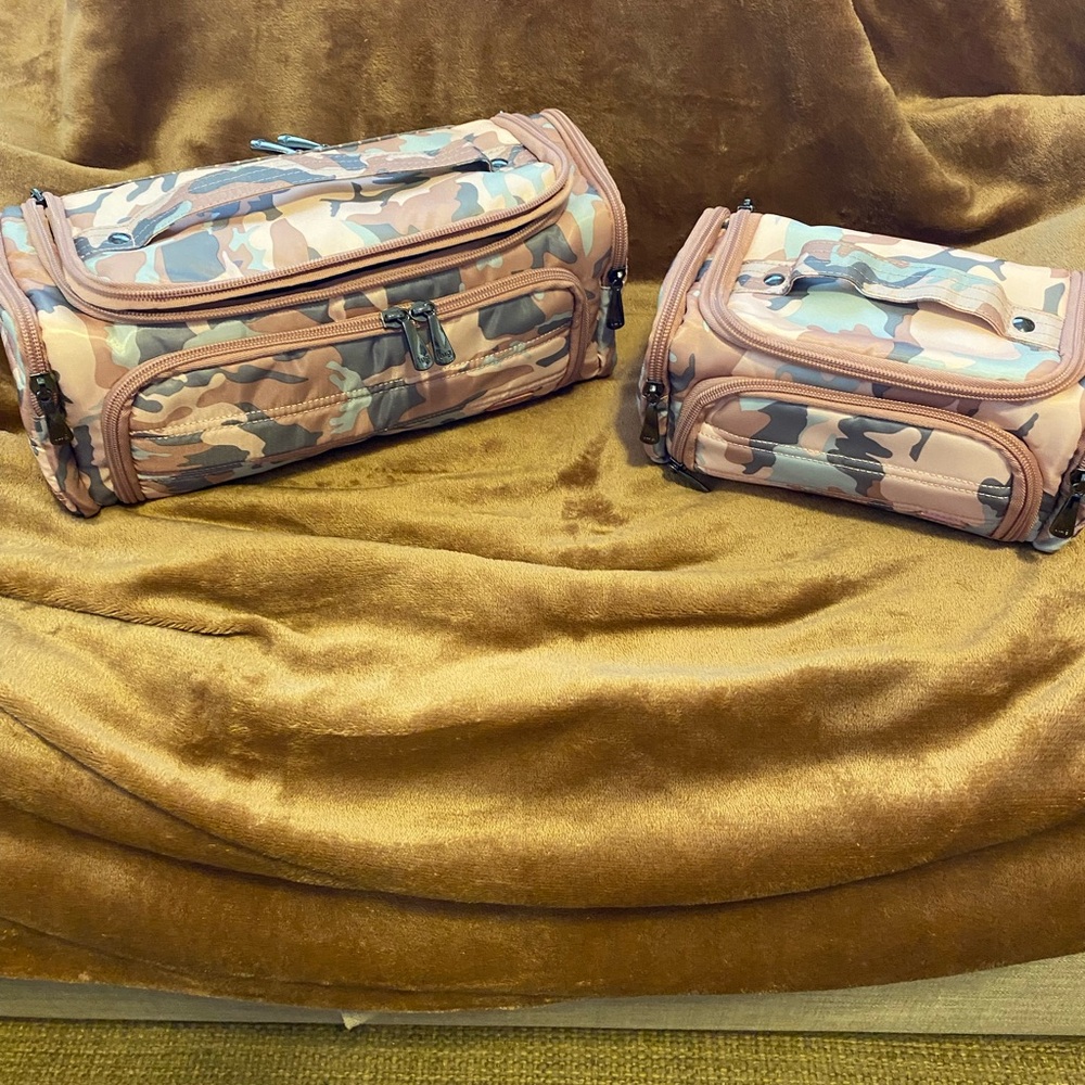 NWOT Lug Trolley & Mini Trolley set - Camo Rose